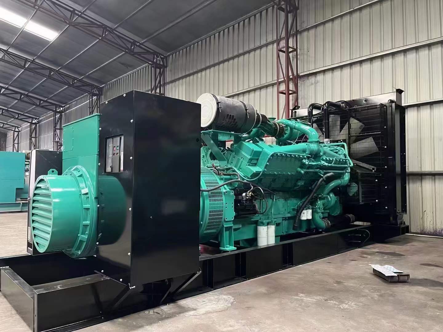 城步如何降低 800kW 柴油发电机输出电流的波动？